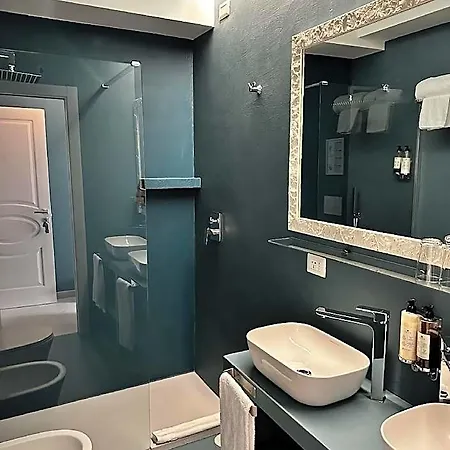 Hotell Intrasteverehouse Rom